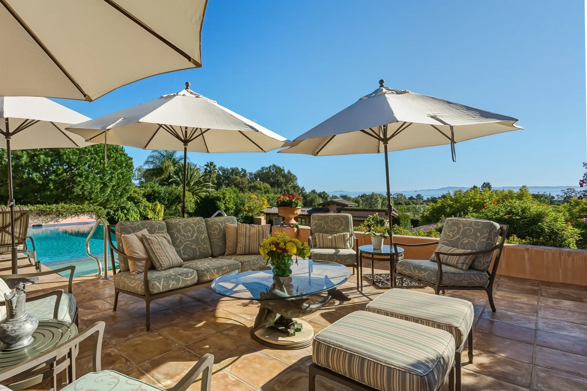 420 Santa Rosa Ln · view 2