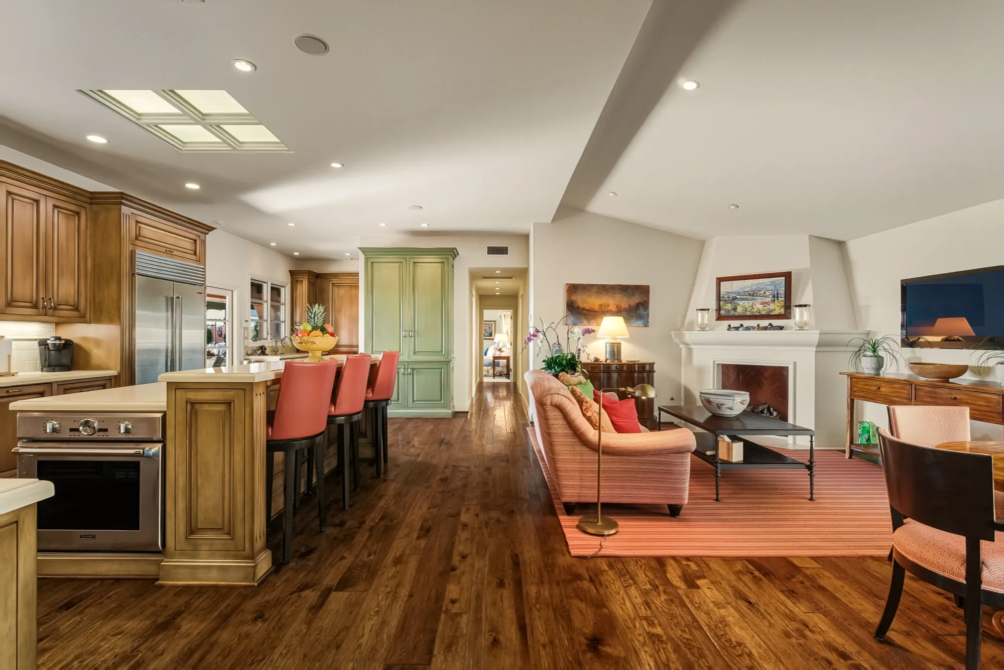 420 Santa Rosa Ln · view 8