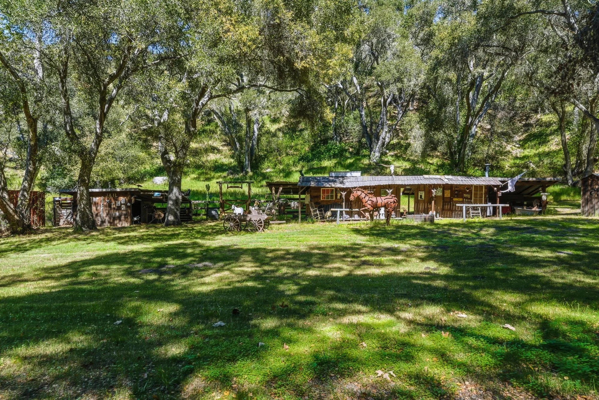 6651 Fern Canyon Rd · view 3